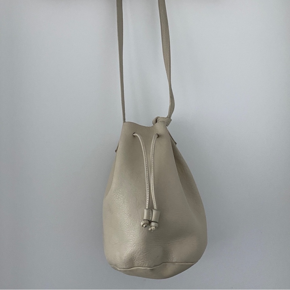 Baggu dumpling bag